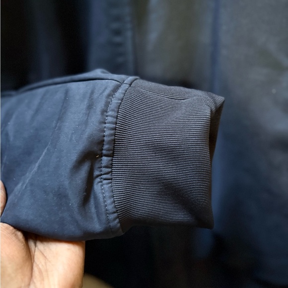 United Colors Of Benetton | NWT Reversible Quilted Jacket - Men's M, Navy - FLAW - Picture 5 of 13